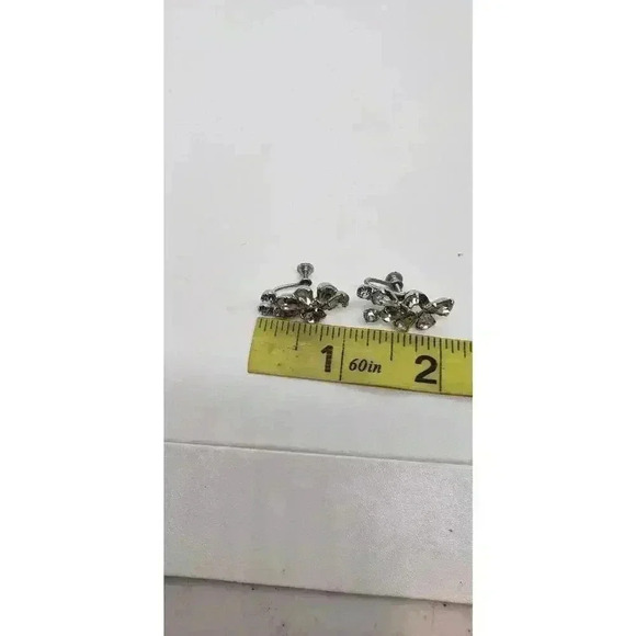 Vintage Earrings Clear Rhinestone Clip Clear Half Flower Star Bride Statement - Picture 10 of 10